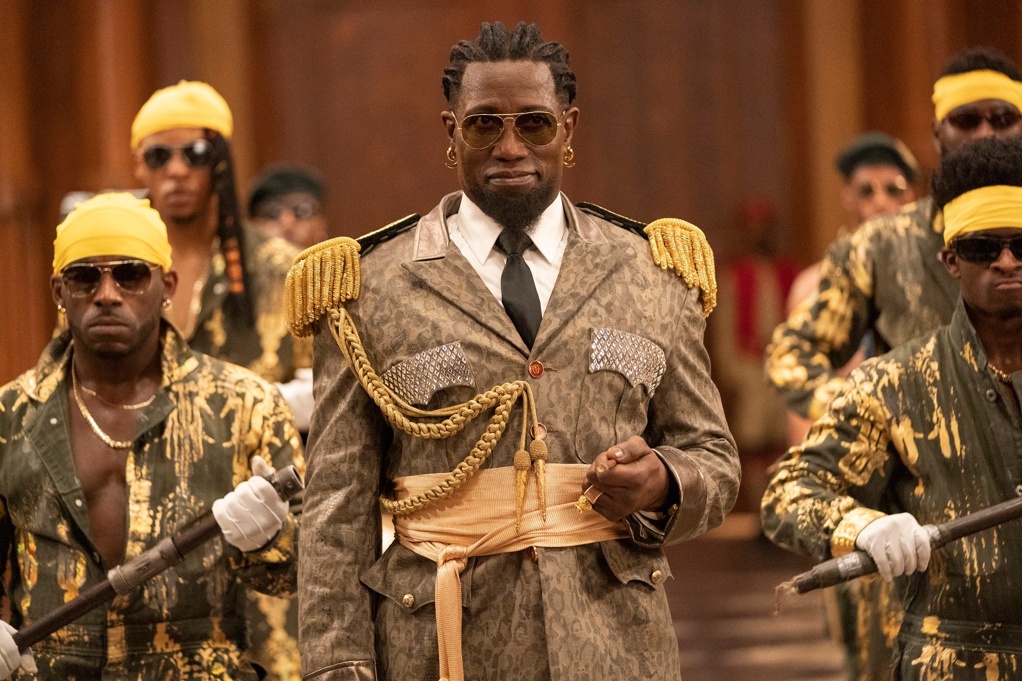 Wesley Snipes leads an army in Coming 2 America