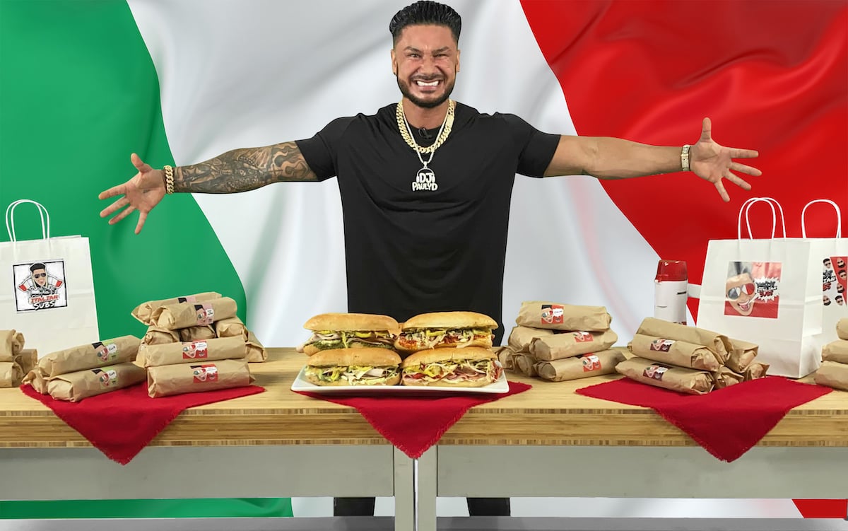 Pauly DelVecchio promoting his celebrity ghost kitchen