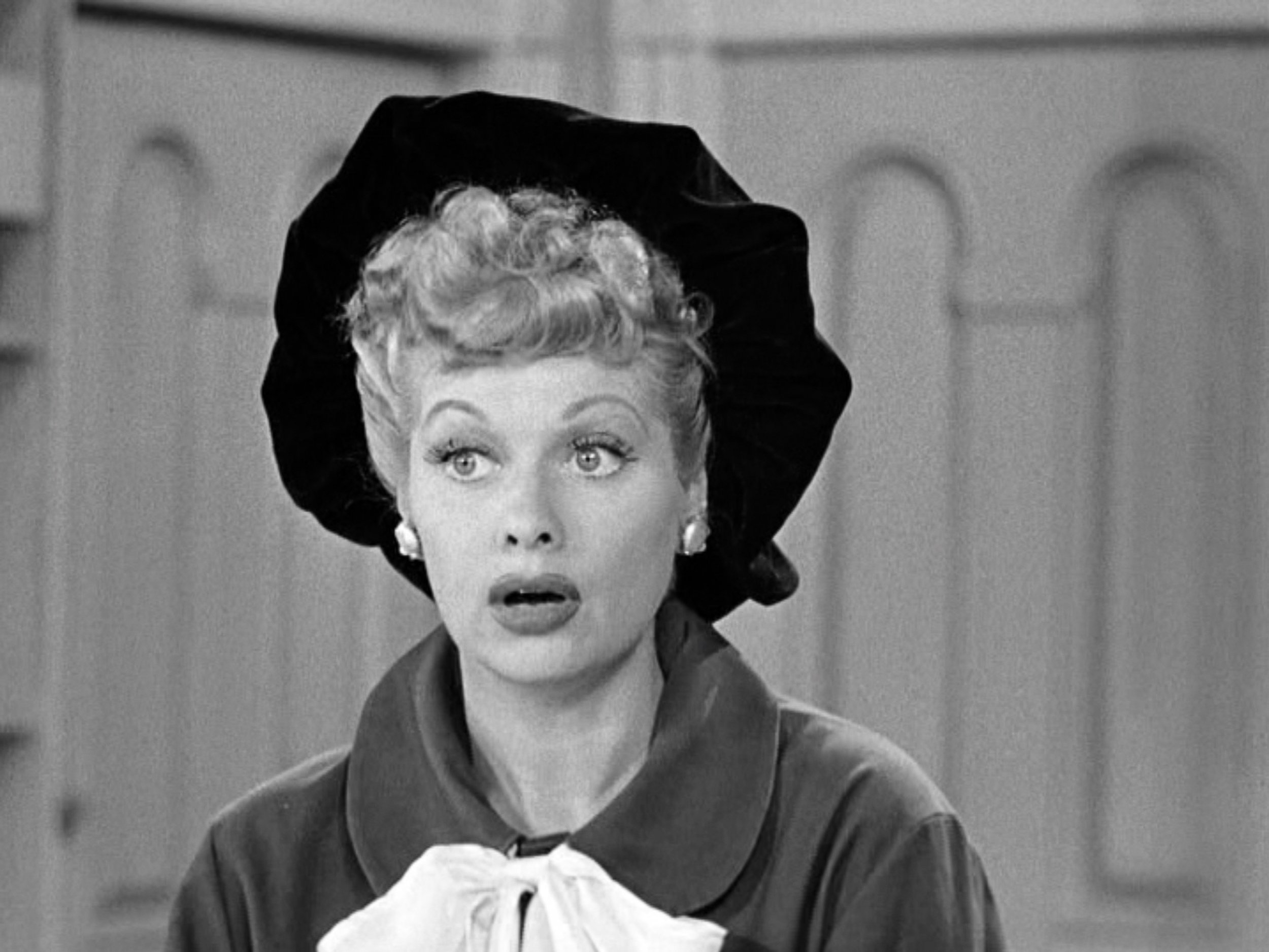 Lucille Ball is dressed in artist's garb in an episode of 'I Love Lucy', 1953