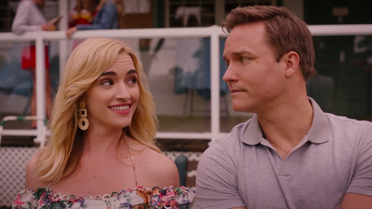 'Ginny and Georgia' with Brianne Howey and Scott Porter
