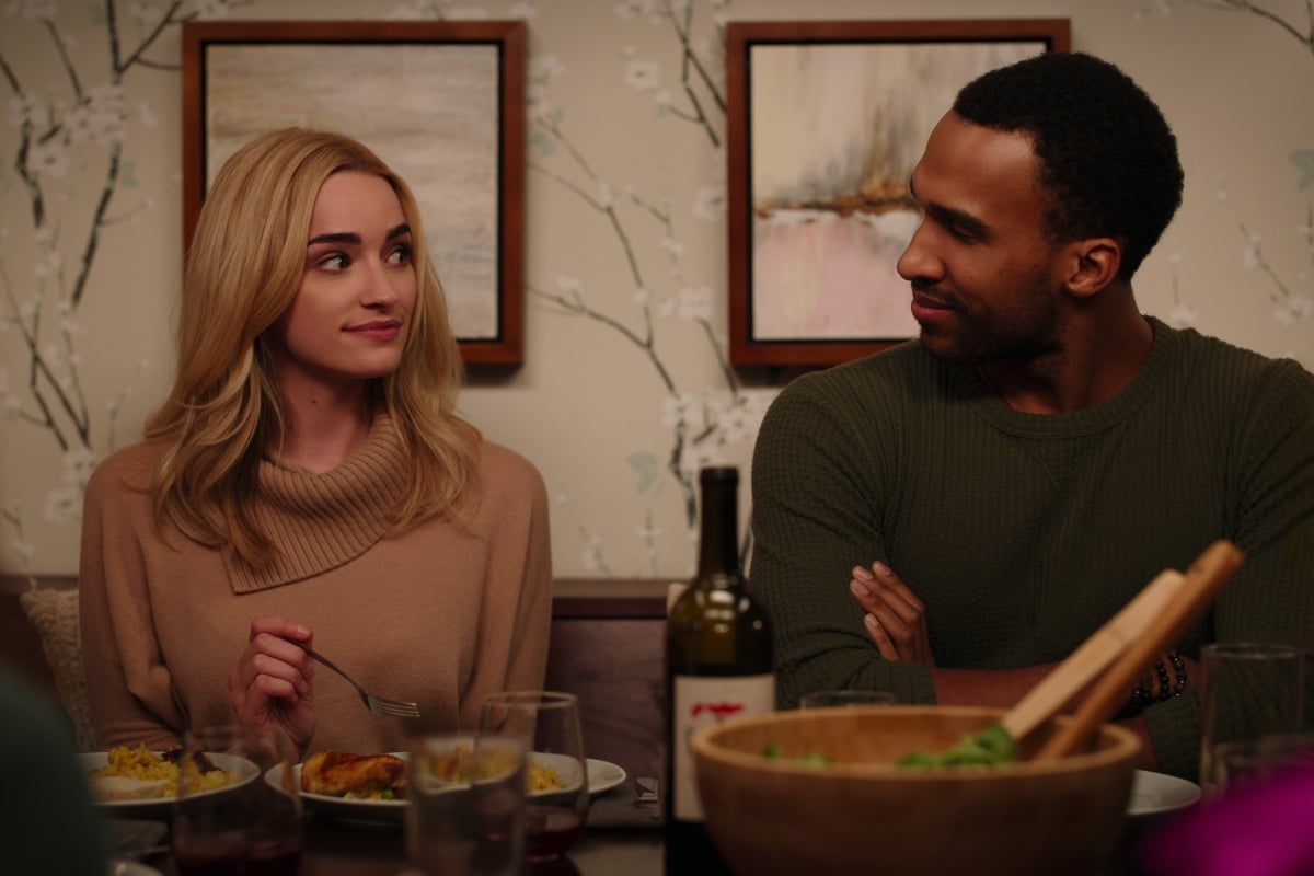 Brianne Howey and Nathan Mitchell in 'Ginny and Georgia'