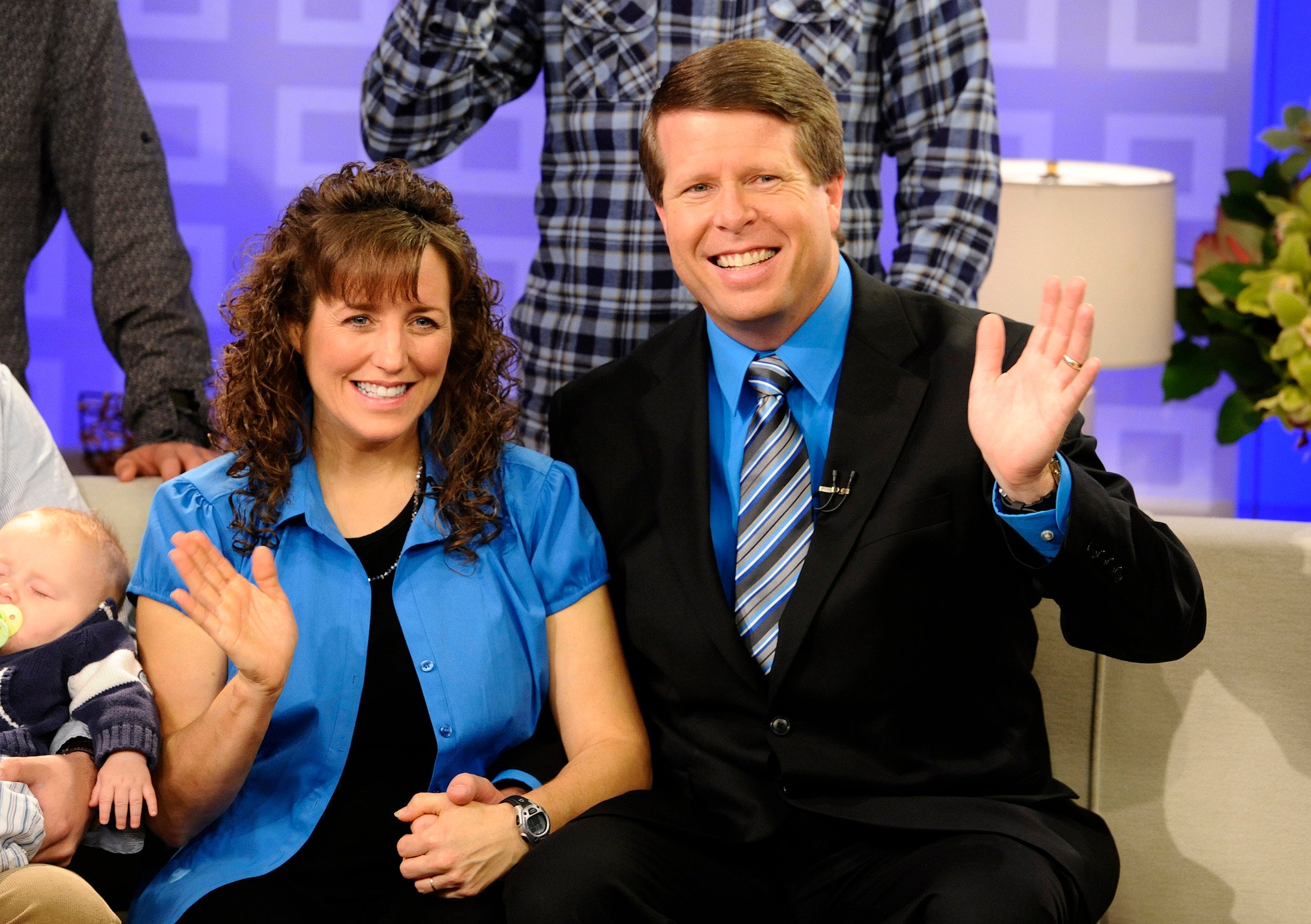 Michelle and Jim Bob Duggar, members of the Duggar family, waving to the camera while on the 'Today' show