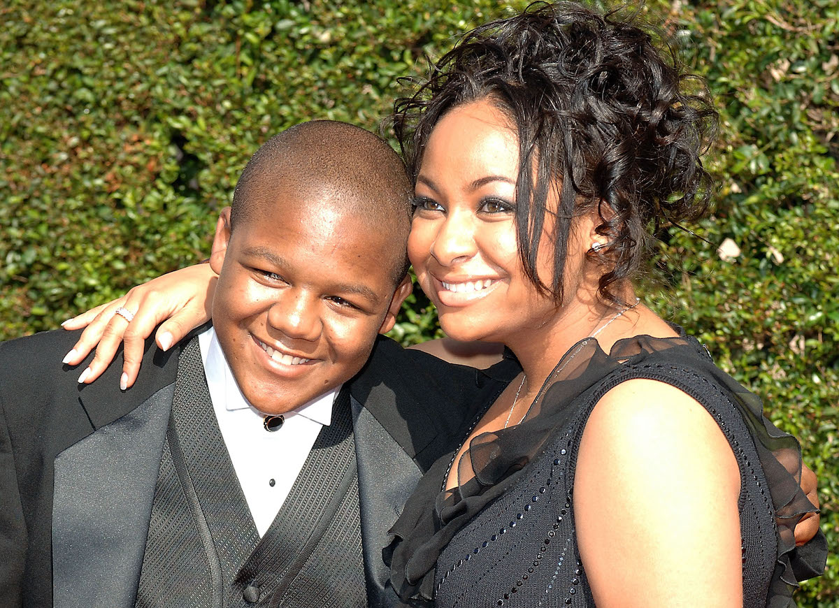 Kyle Massey and Raven-Symoné arrives at the 2005 Creative Arts Emmy Awards held at the Shrine Auditorium on September 11, 2005 in Los Angeles, California | Stephen Shugerman/Getty Images