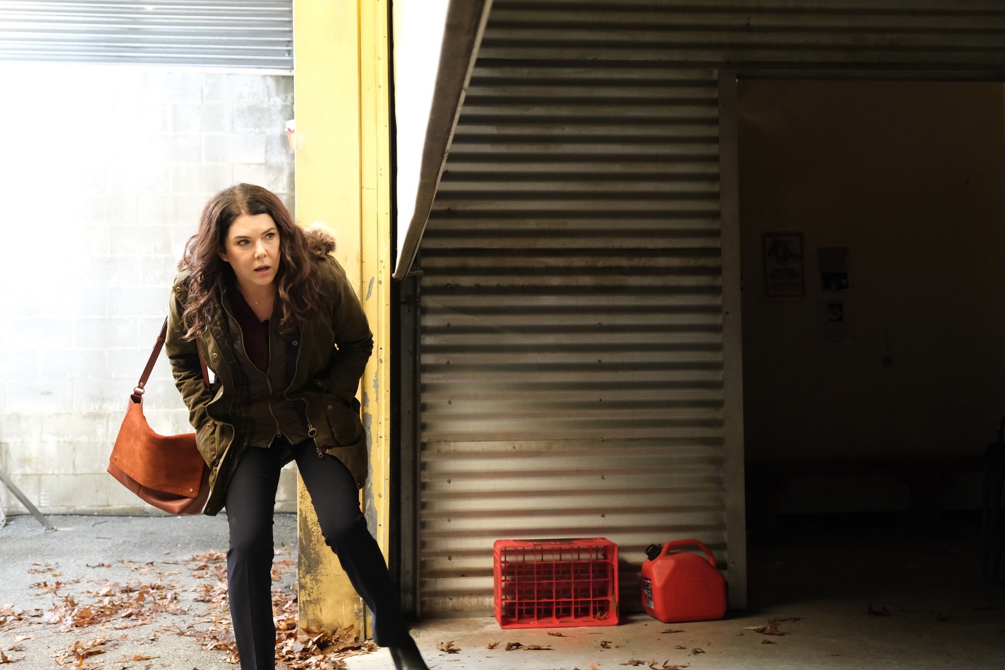 Lauren Graham checks out the ice rink