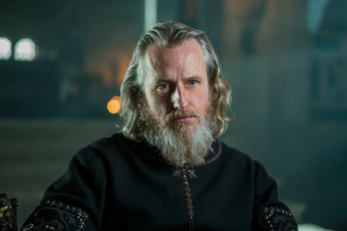 Linus Roache in 'Vikings' 