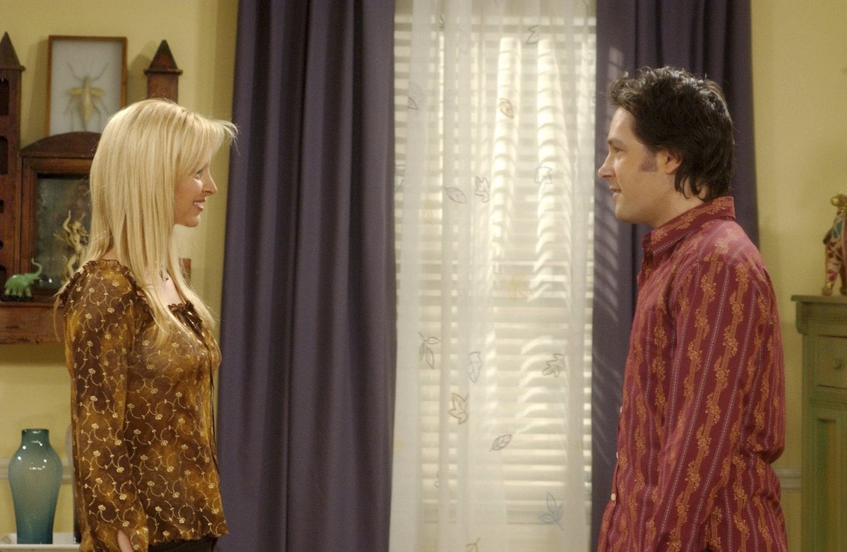Lisa Kudrow as Phoebe Buffay and Paul Rudd as Mike Hannigan in 'Friends'