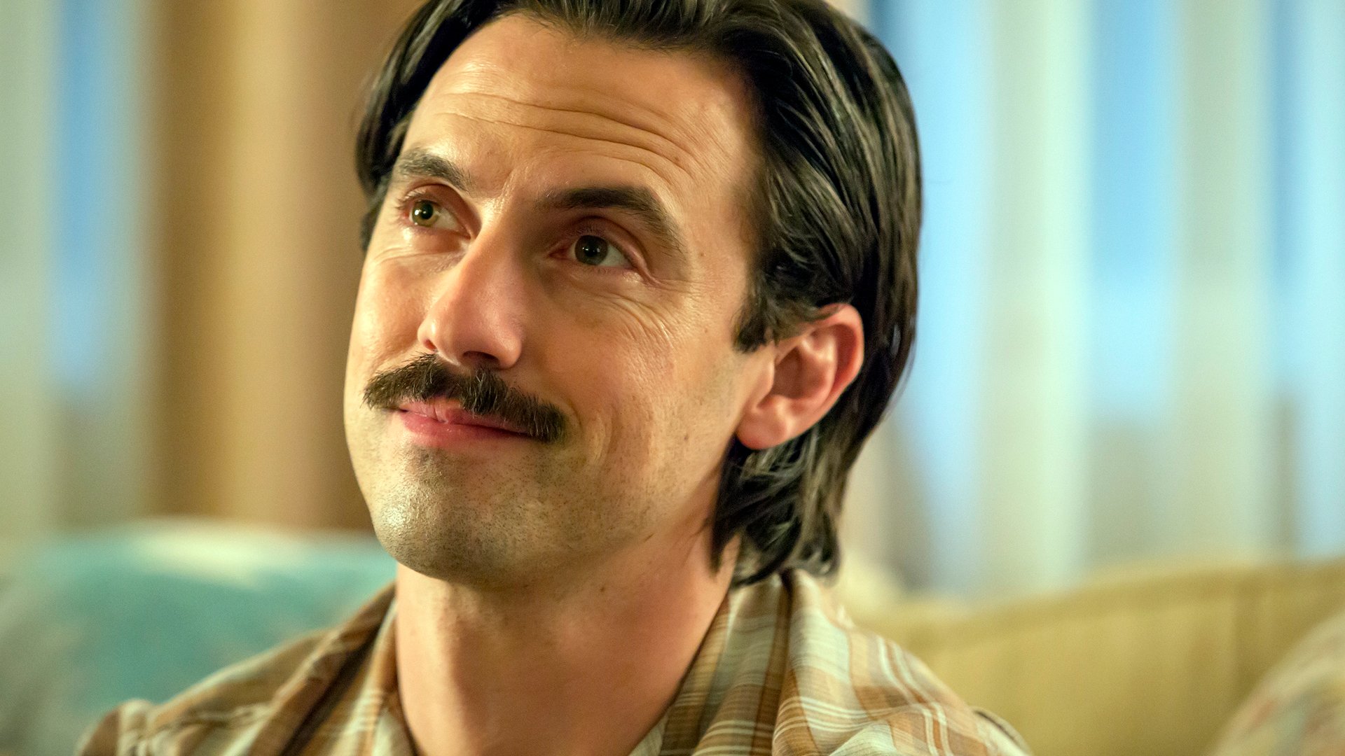 Milo Ventimiglia as Jack Pearson smiling in ‘This Is Us’ Season 1 Episode 13