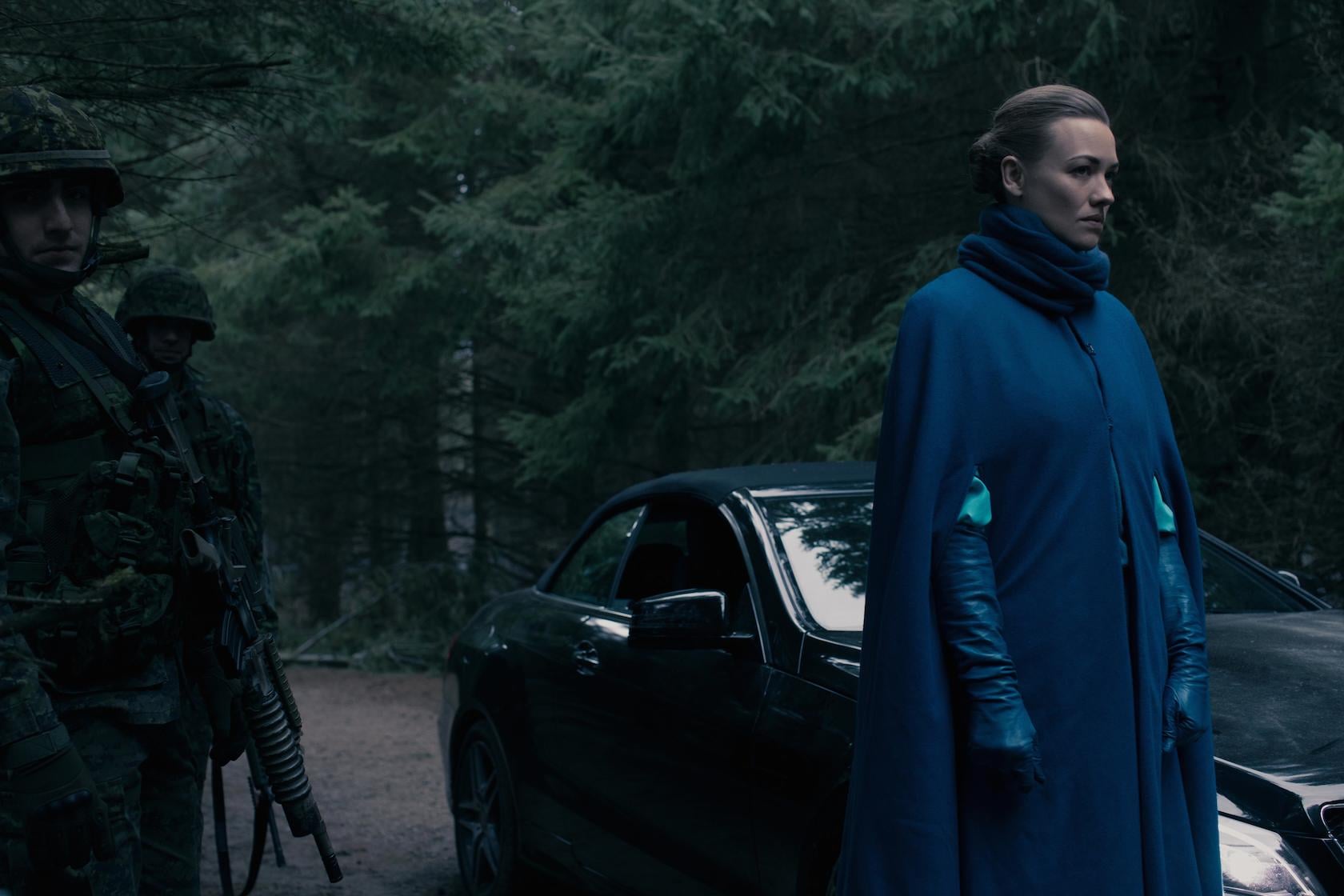 'The Handmaid's Tale': Yvonne Strahovski Gave Clues on Serena Joy's