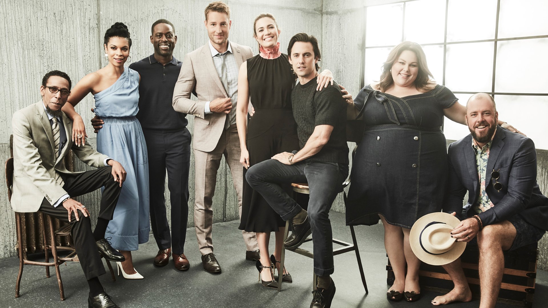 ‘This Is Us’ cast members Ron Cephas Jones, Susan Kelechi Watson, Sterling K. Brown, Justin Hartley, Mandy Moore, Milo Ventimiglia, Chrissy Metz, and Chris Sullivan in 2017