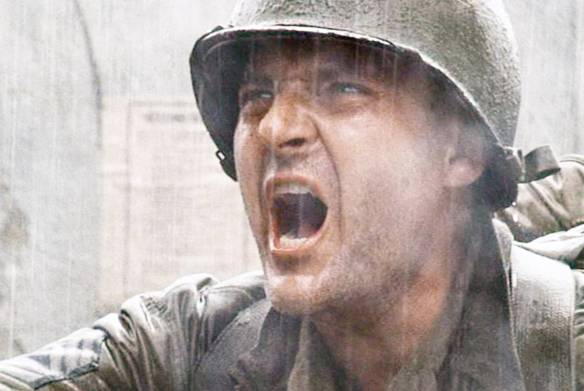Tom Sizemore (as Sergeant Horvath) in 'Saving Private Ryan.'