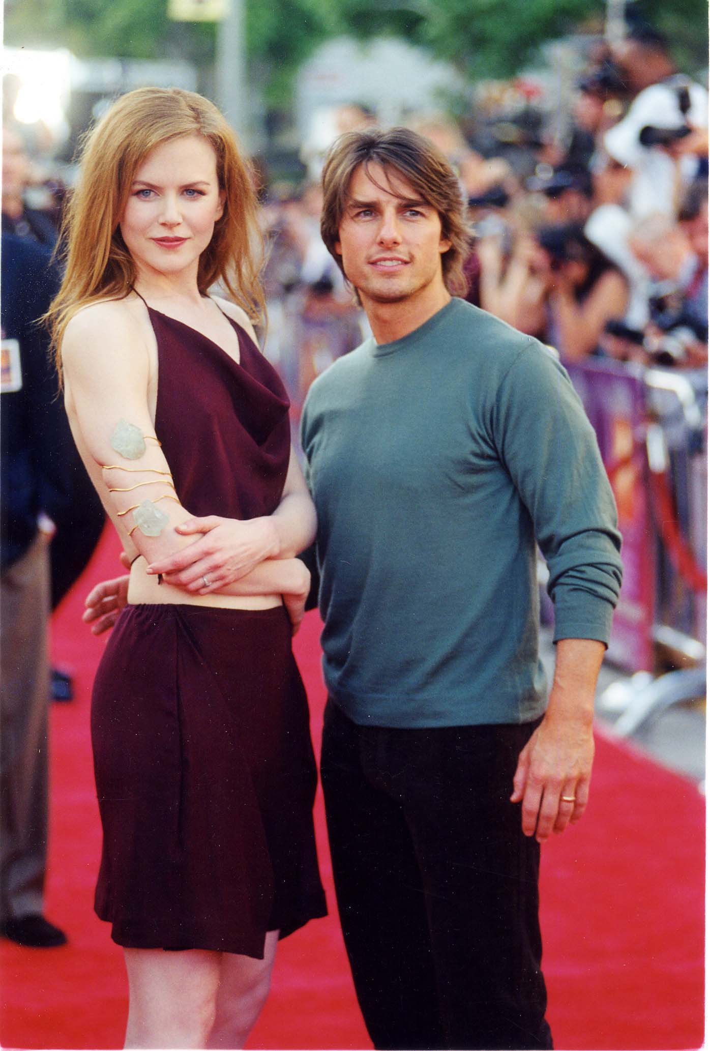 Nicole Kidman and Tom Cruise attend the premiere of 'Eyes Wide Shut' in Los Angeles in 1999