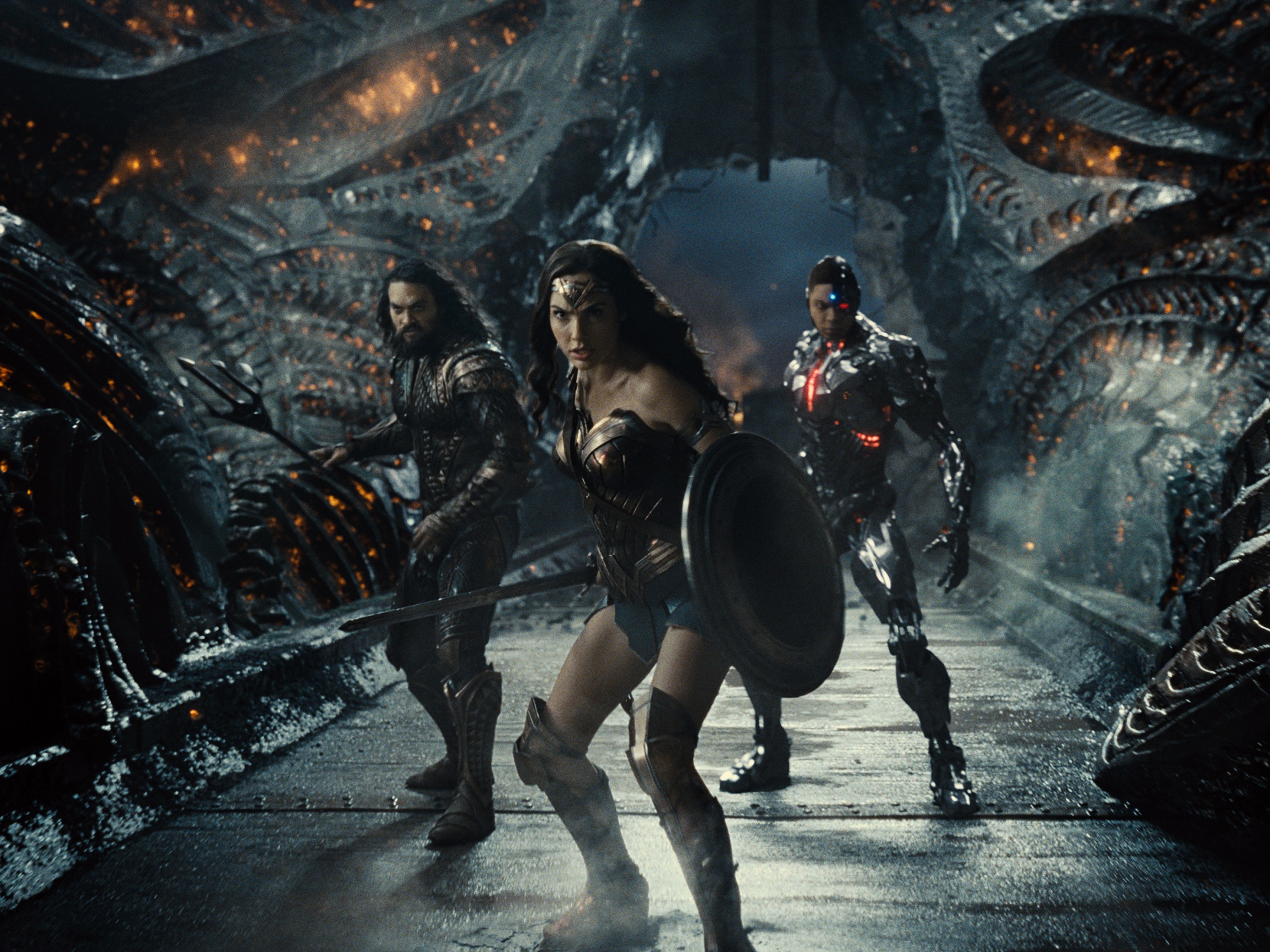 Zack Snyder's Justice League: Jason Momoa, Gal Gadot and Ray Fisher sstand together