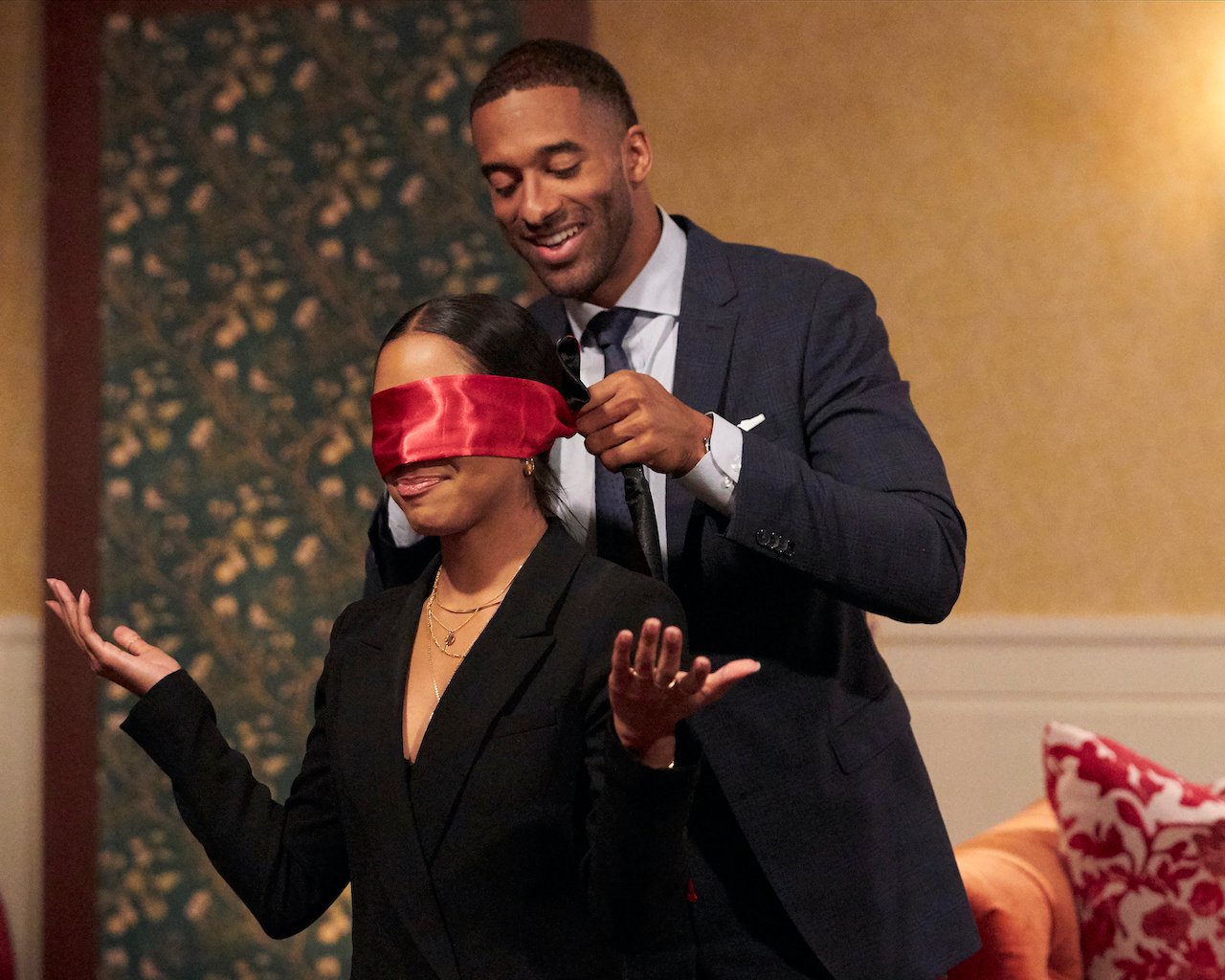 Matts James puts a blindfold on Bri Springs during season 25 of 'The Bachelor'