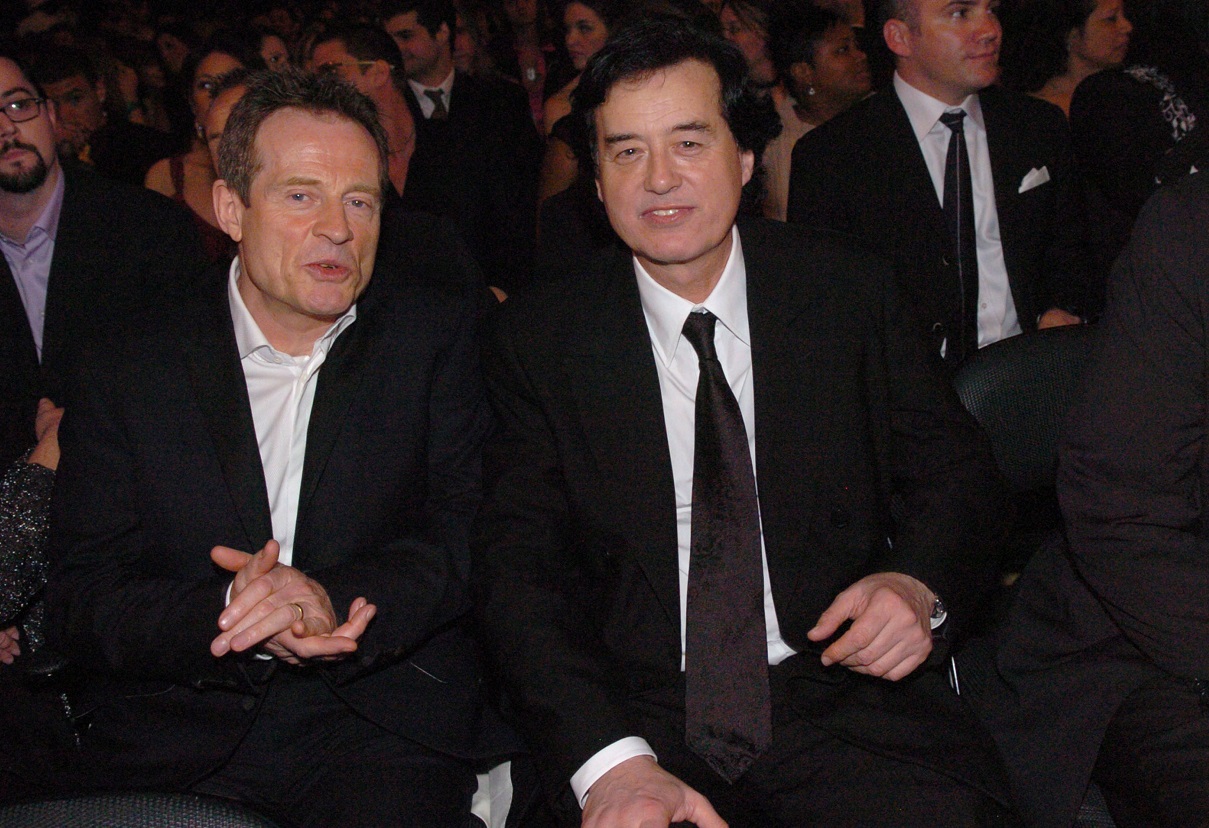 John Paul Jones and Jimmy Page sit together at a 2005 Grammys ceremony