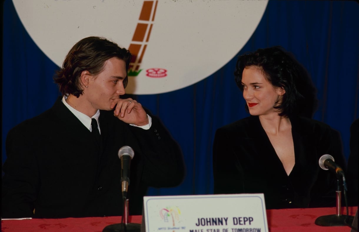 circa 1990: Actors Johnny Depp and Winona Ryder
