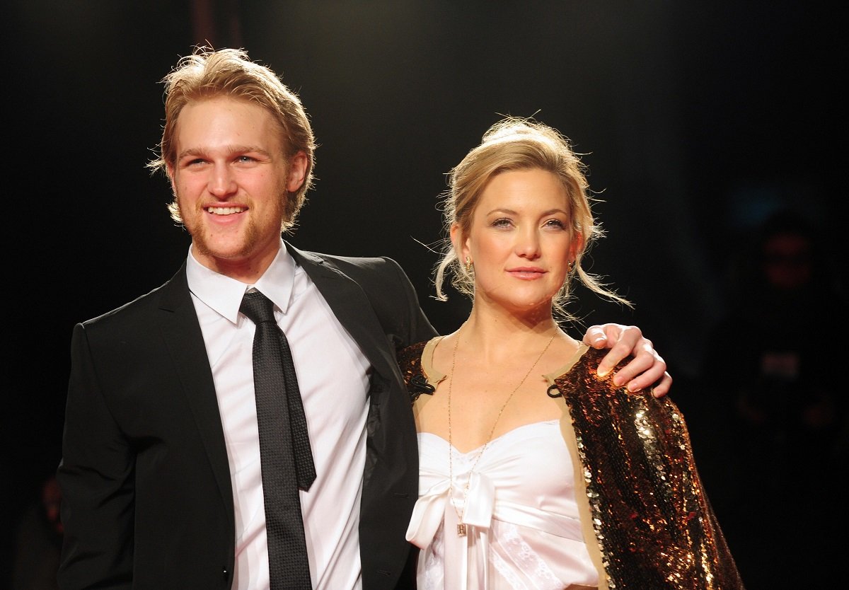 Wyatt Russell with his arm around sister Kate Hudson