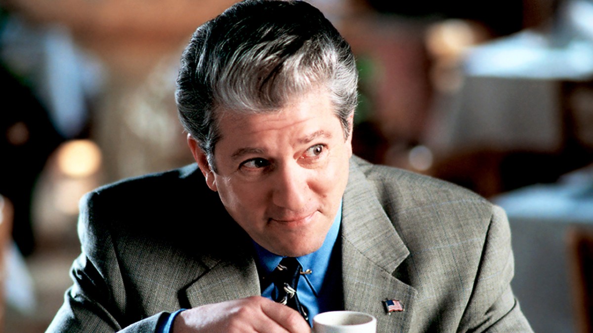 Peter Riegert as Assemblyman Zellman stares intently at someone off camera in 'The Sopranos'