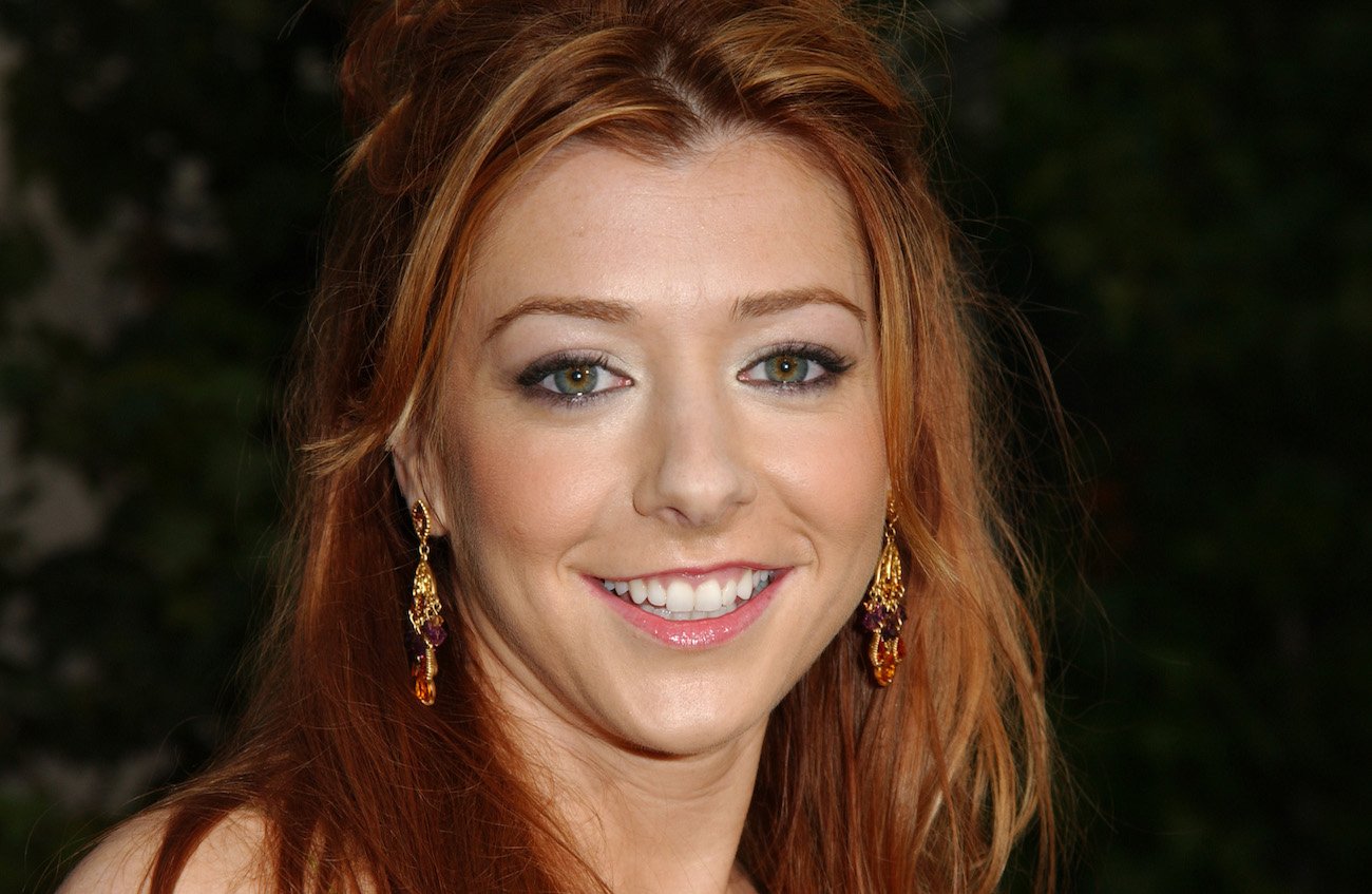 Alyson Hannigan smiling