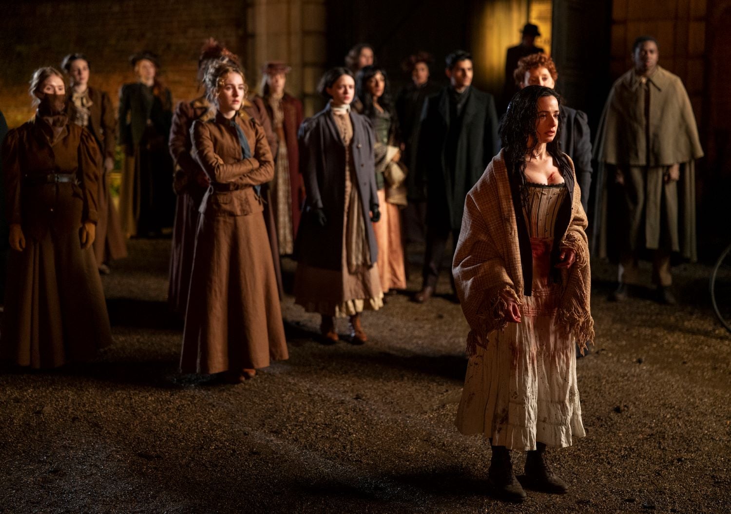 'The Nevers': How Laura Donnelly Filmed Amalia True's Epic Underwater ...
