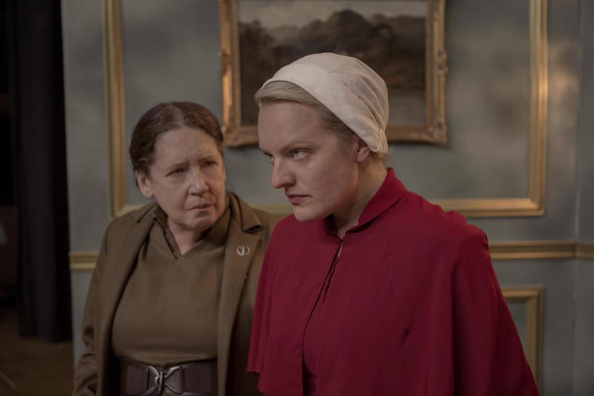 Aunt Lydia (Ann Dowd) stares at an angry June (Elisabeth Moss) in 'The Handmaid's Tale' Season 3