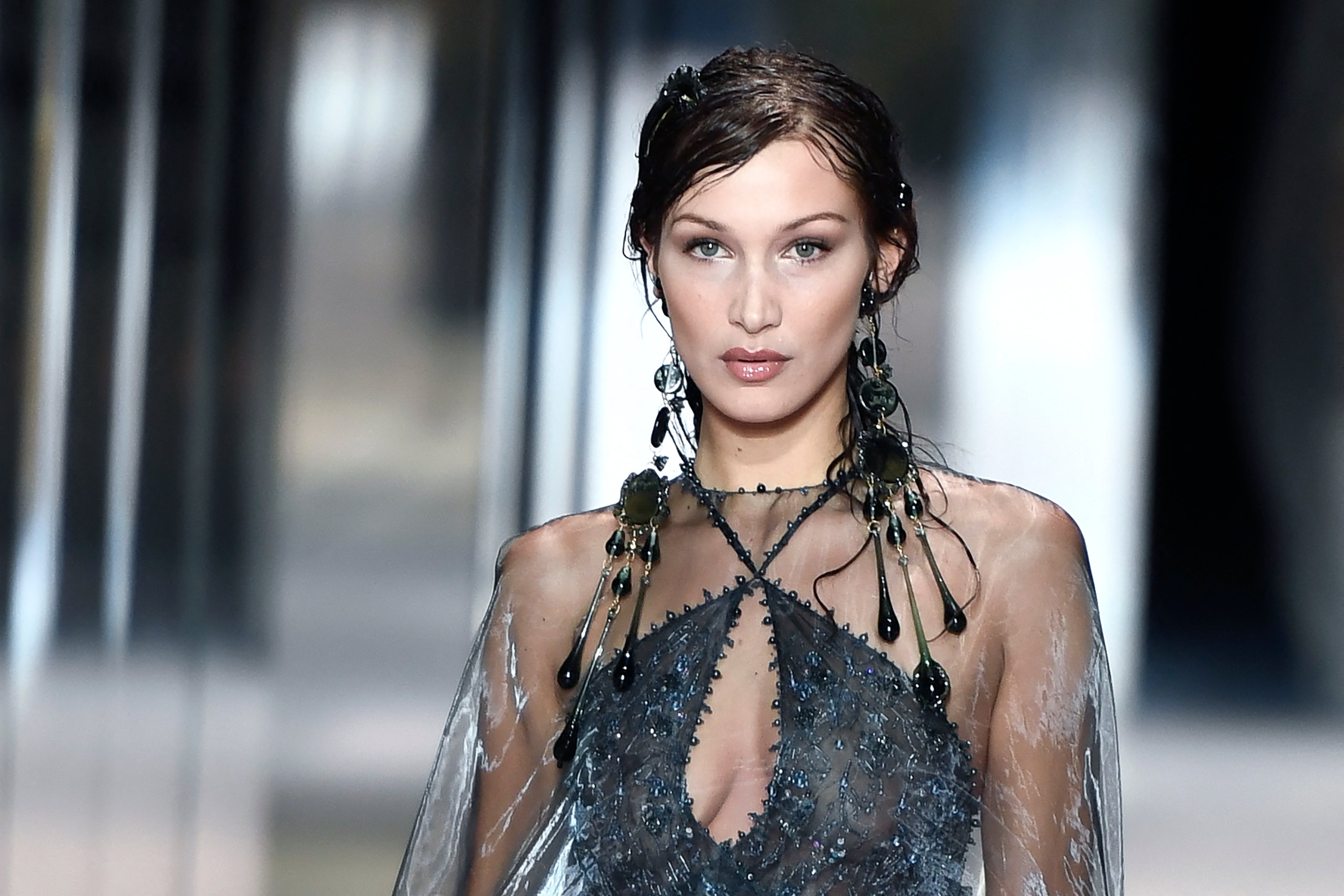 Bella Hadid | STEPHANE DE SAKUTIN/AFP via Getty Images