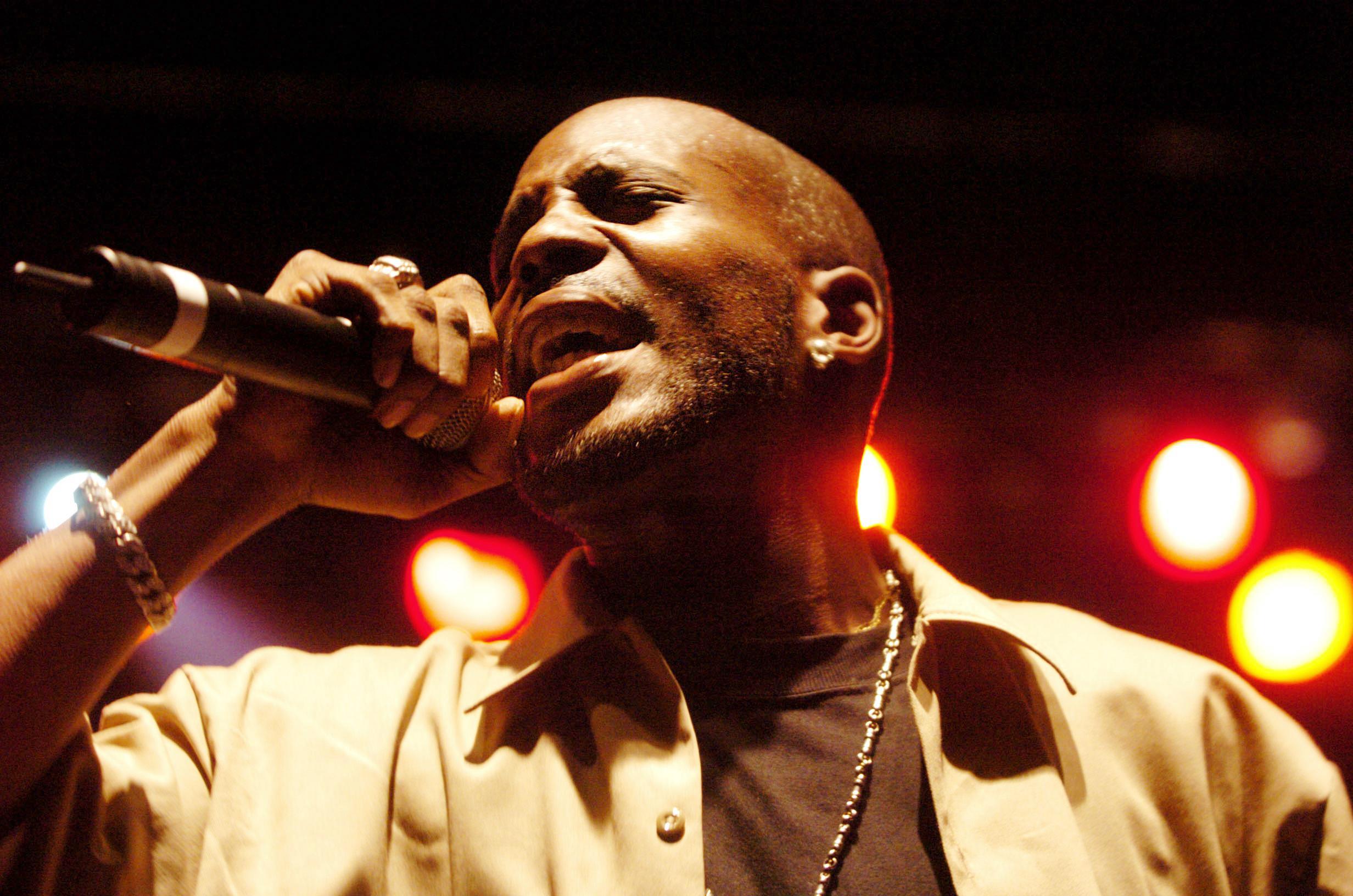 DMX rapping into a microphone