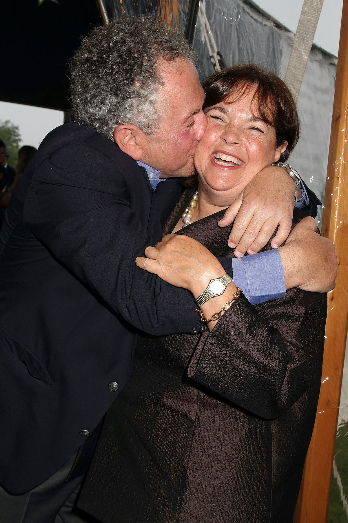 Jeffrey Garten kisses Ina Garten in 2011