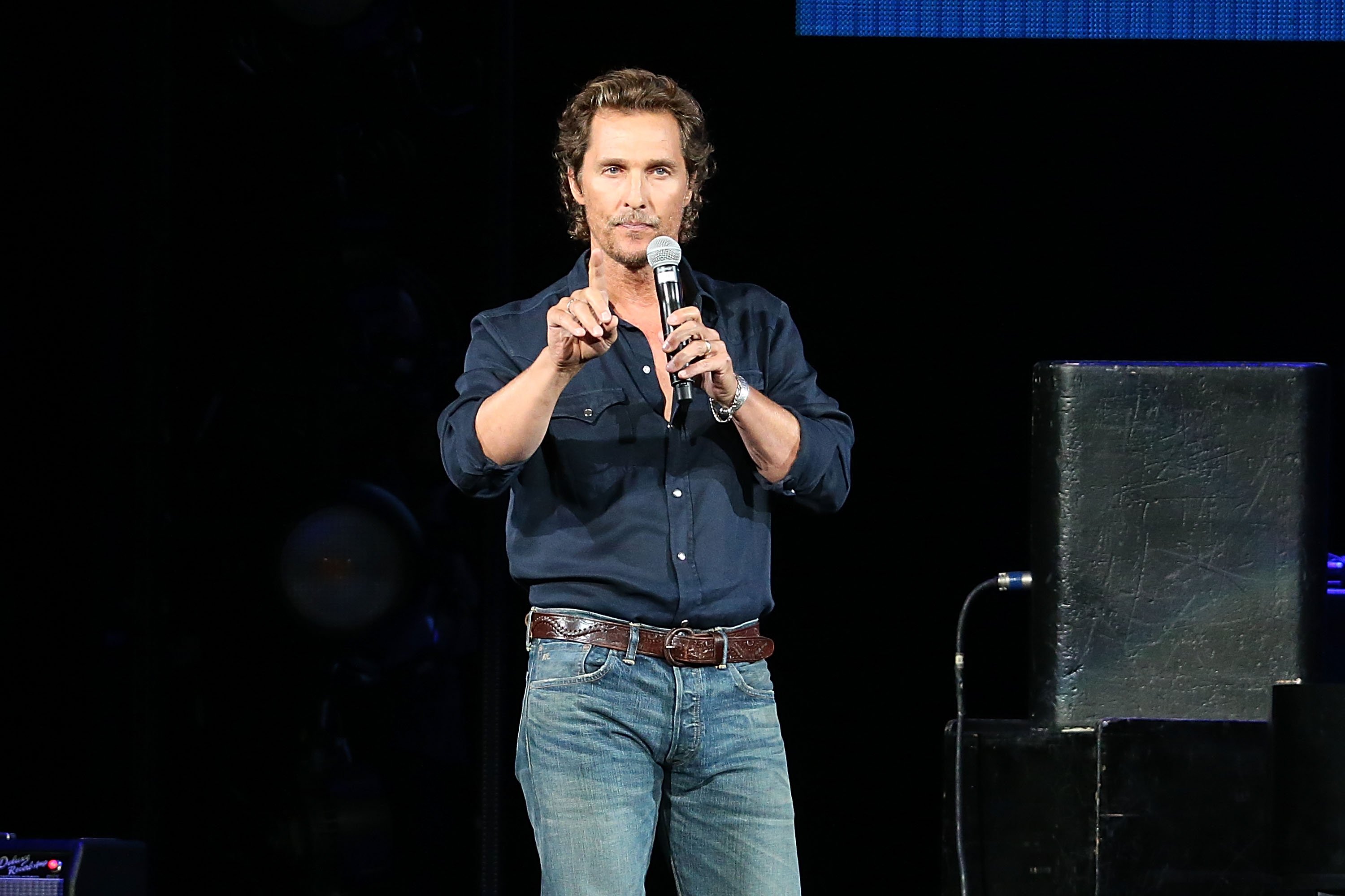 Matthew McConaughey points at a crowd