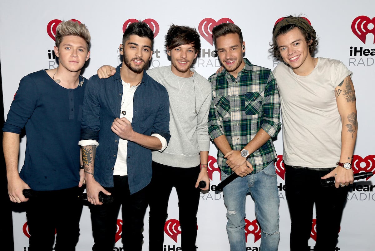 Niall Horan and Zayn Malik from One Direction at the iHeartRadio show in blue shirts