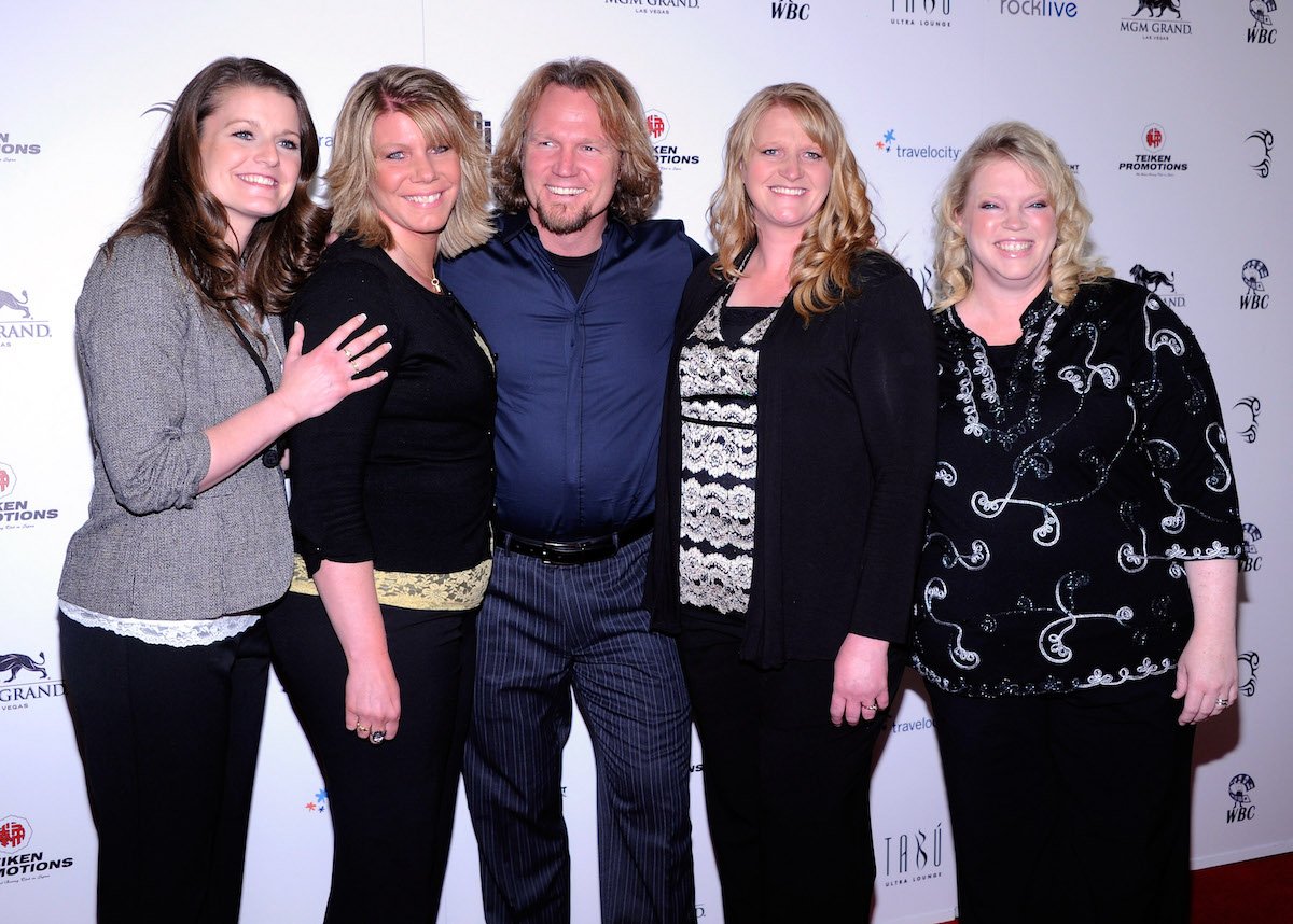 Robyn Brown, Meri Brown, Kody Brown, Christine Brown and Janelle Brown from "Sister Wives" smile for a photo