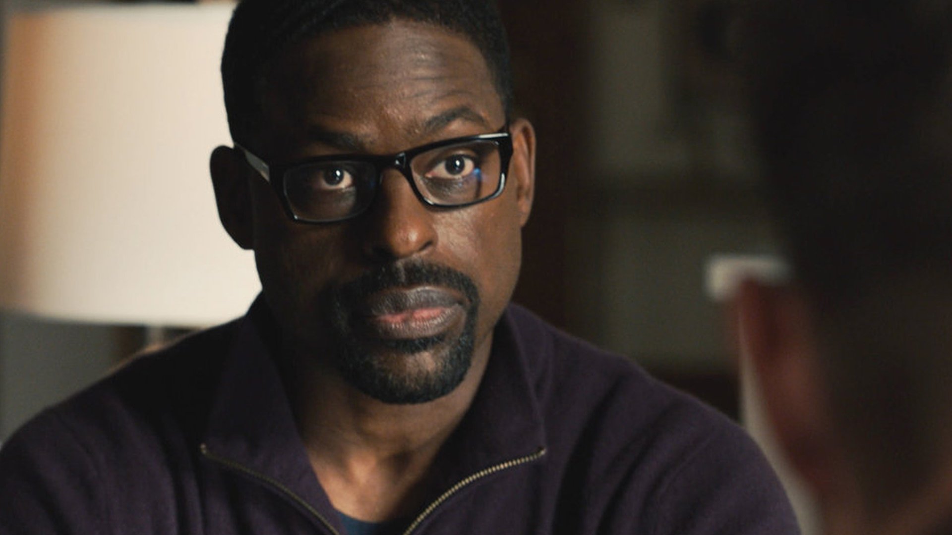 Sterling K. Brown as Randall Pearson looks at Justin Hartley as Kevin Pearson in ‘This Is Us’ Season 5 Episode 13