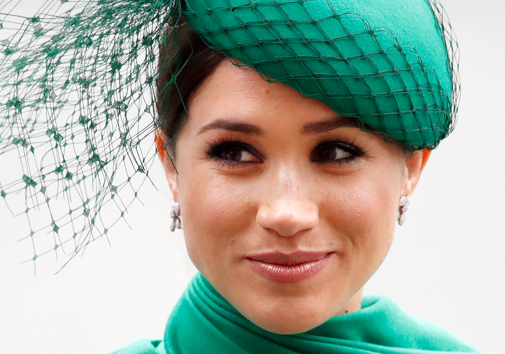 What Meghan Markle And Her Suits Co Stars Would Do On Set Until The what-meghan-markle-and-her-suits-co-stars-would-do-on-set-until-the