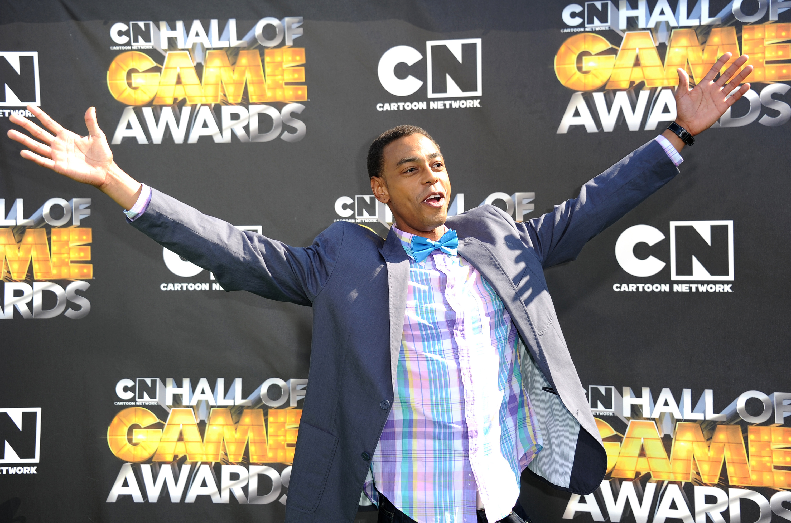 TV personality Teck Holmes arrives at Cartoon Network Hall of Game Awards