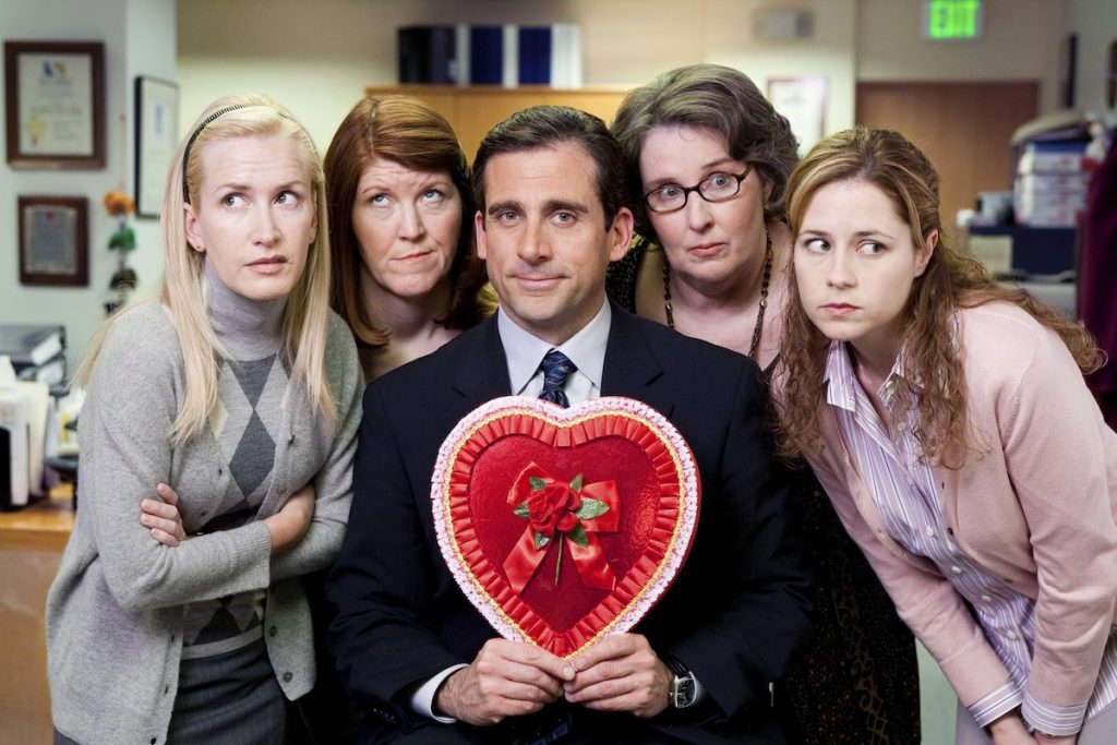 Angela Kinsey, Kate Flannery, Steve Carell, Phyllis Smith, and Jenna Fischer from 'The Office'