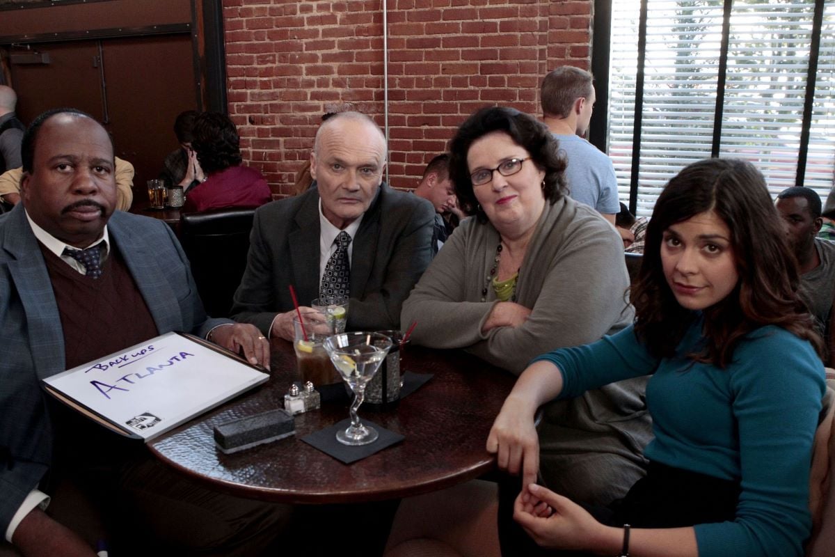 (l-r) Leslie David Baker as Stanley Hudson, Creed Bratton as Creed, Phyllis Smith as Phyllis Lapin, Lindsey Broad as Cathy Simms on 'The Office'