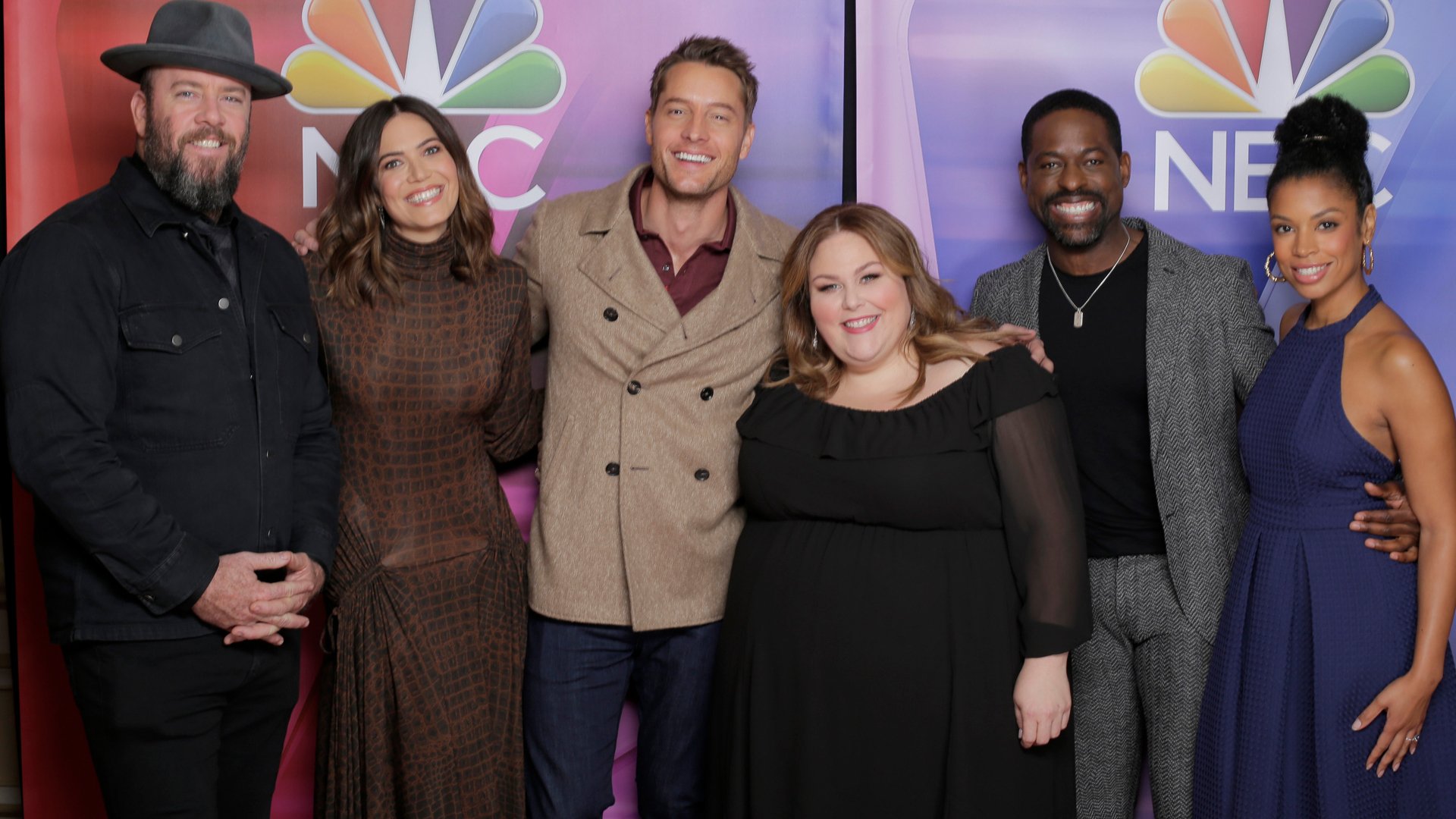 ‘This Is Us’ cast members Chris Sullivan, Mandy Moore, Justin Hartley, Chrissy Metz, Sterling K. Brown, Susan Kelechi Watson on the red carpet