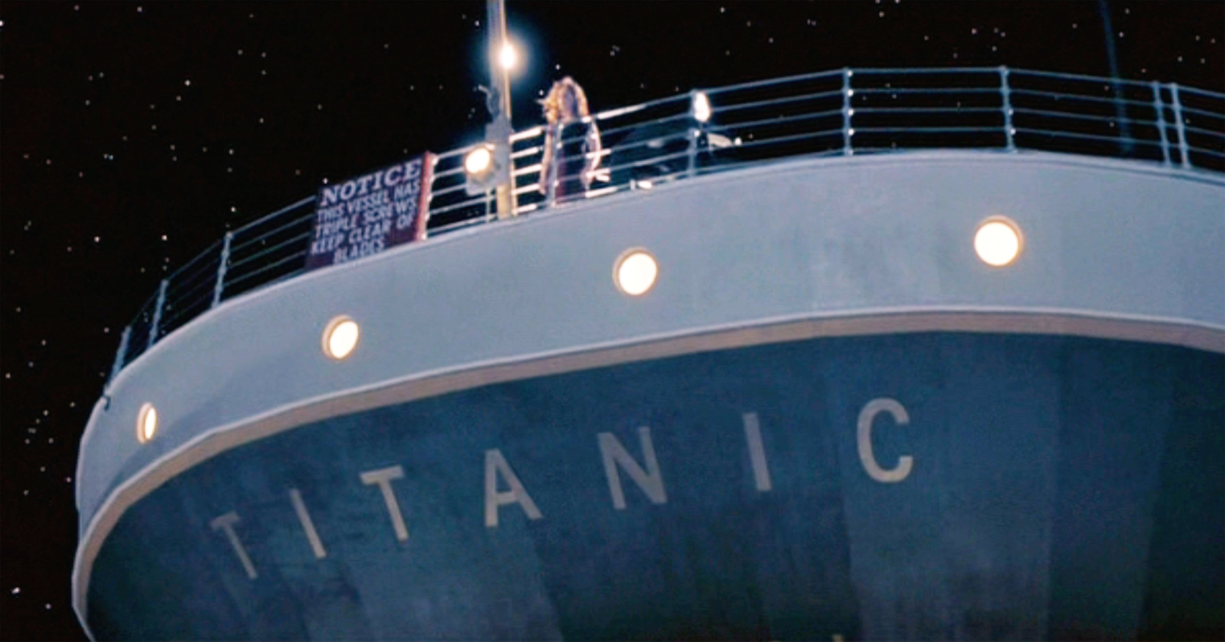 Titanic stern with Kate Winslet on deck