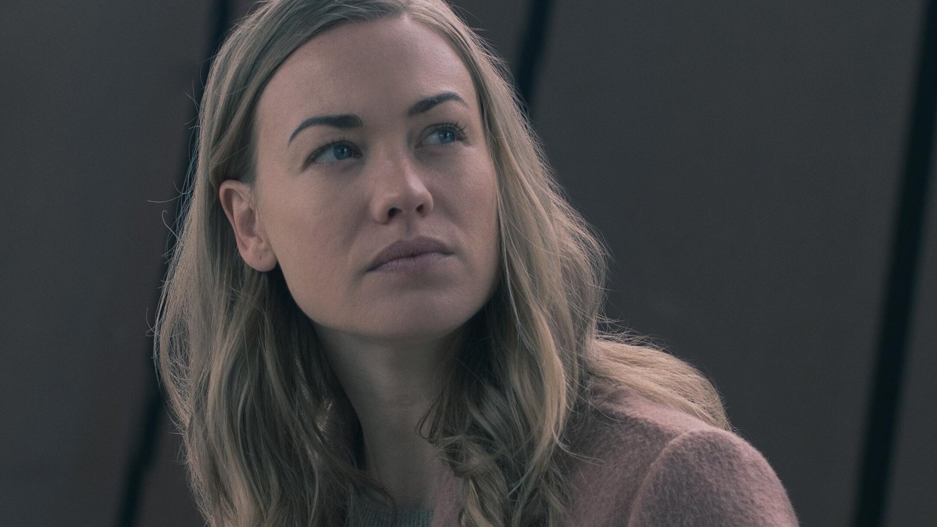 Yvonne Strahovski as Serena Joy Waterford looking up at someone in ‘The Handmaid’s Tale’ Season 3 Episode 13