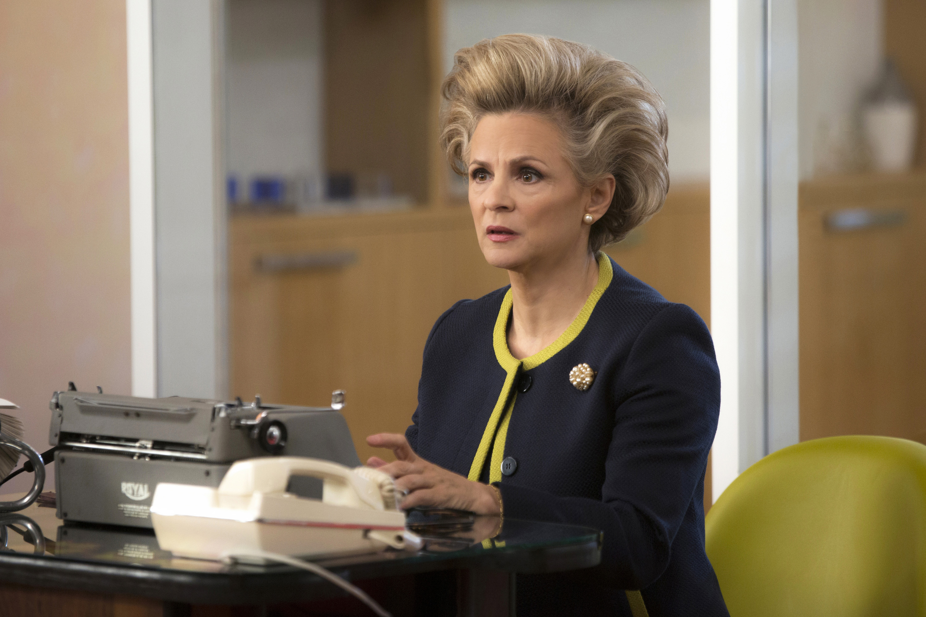 Amy Sedaris in Netflix's 'Unbreakable Kimmy Schmidt' episode titled 'Kimmy Meets and Old Friend!'