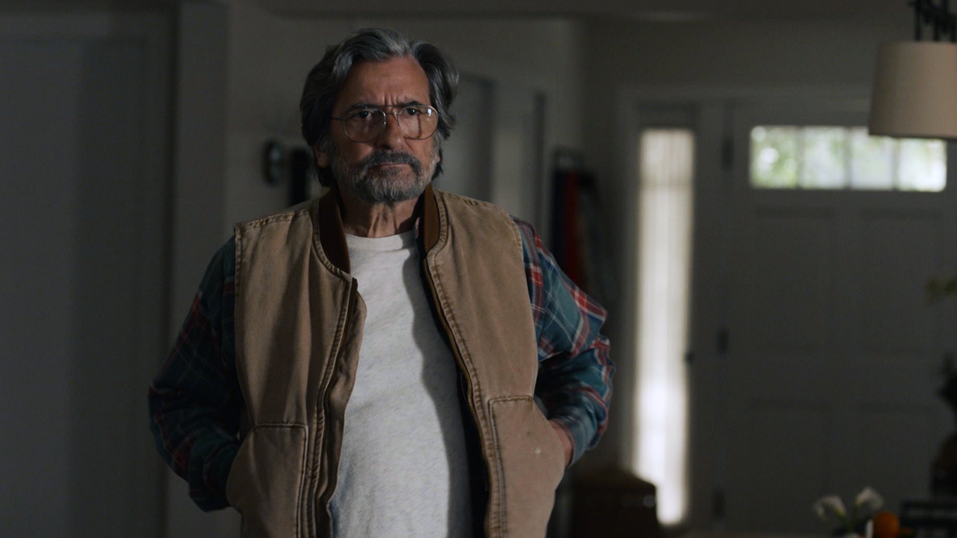 Griffin Dunne as Nicky at Kevin and Madison’s house in ‘This Is Us’ Season 5 Episode 14