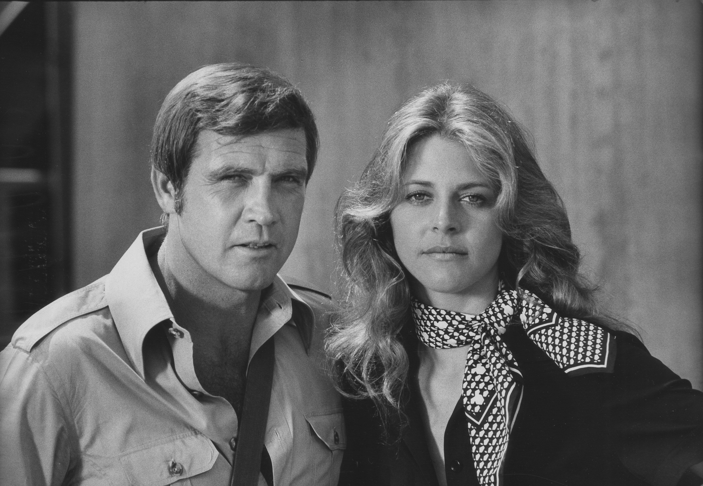 Lee Majors as Steve Austin and Lindsay Wagner as Jaime Sommers