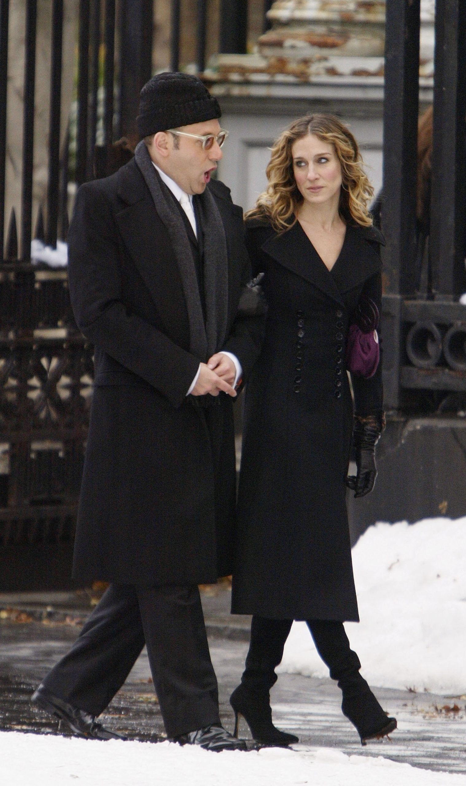 Willie Garson as Stanford Blatch and Sarah Jessica Parker as Carrie Bradshaw walk down a Manhattan street during the filming of season 6 of 'Sex and the City' in 2004
