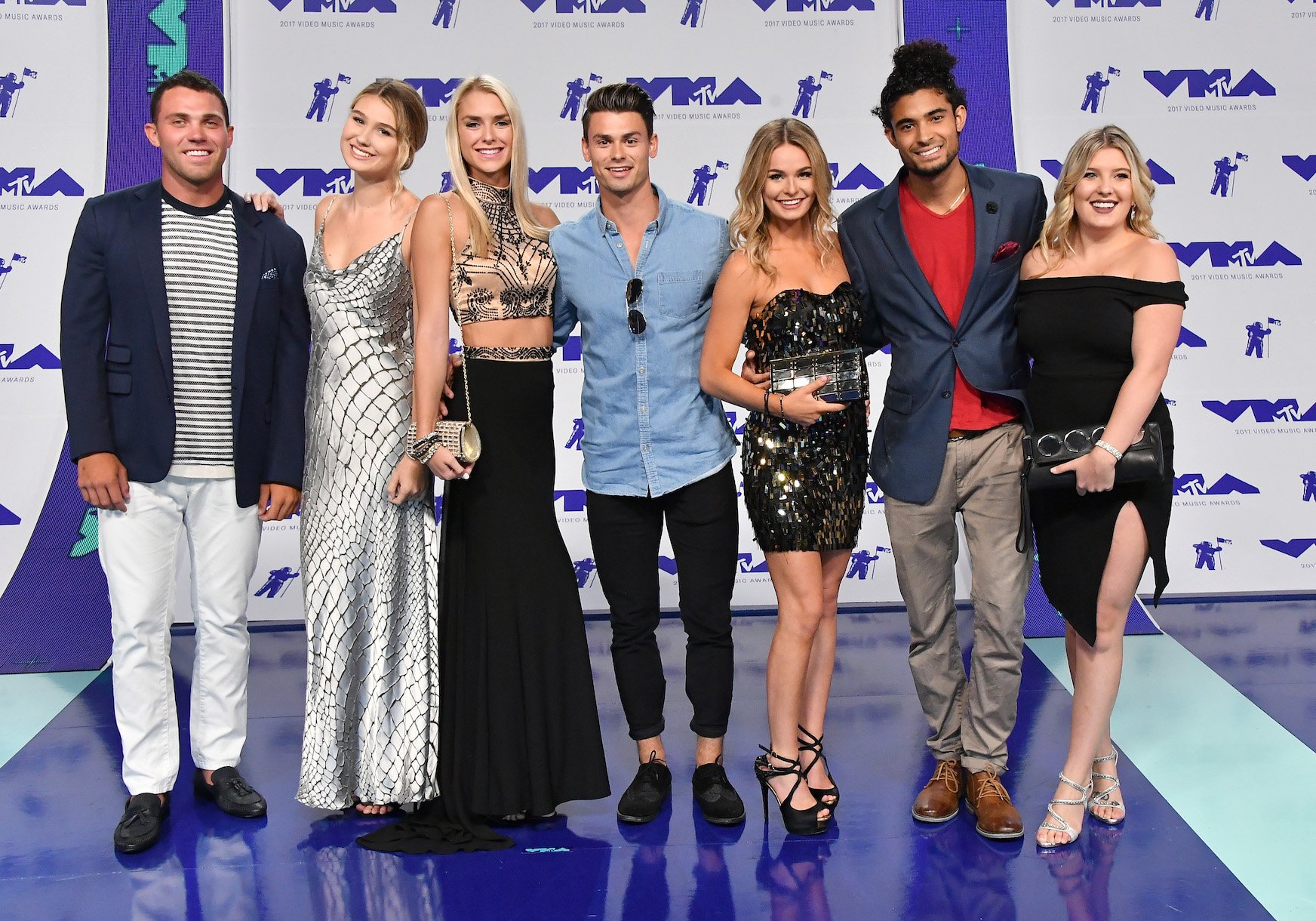 The 'Siesta Key' cast dressed up for the 2017 MTV Video Music Awards