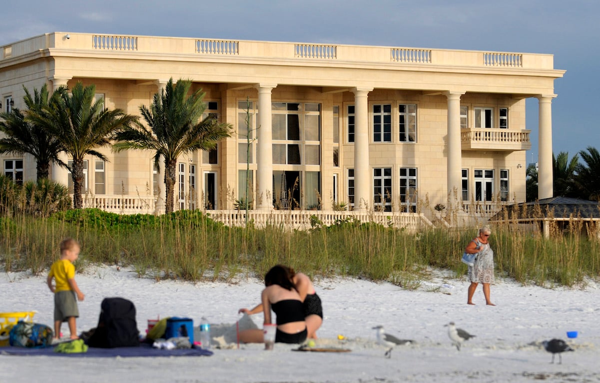 The Kompothecras' beachfront mansion in Siesta Key, Florida