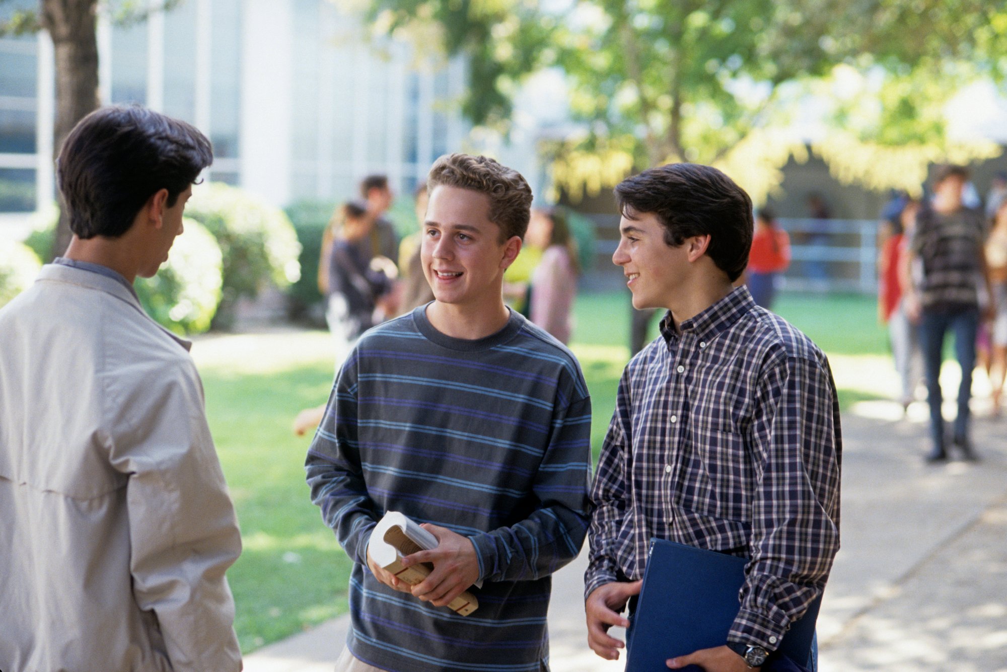 Josh Saviano, Extra, Fred Savage 