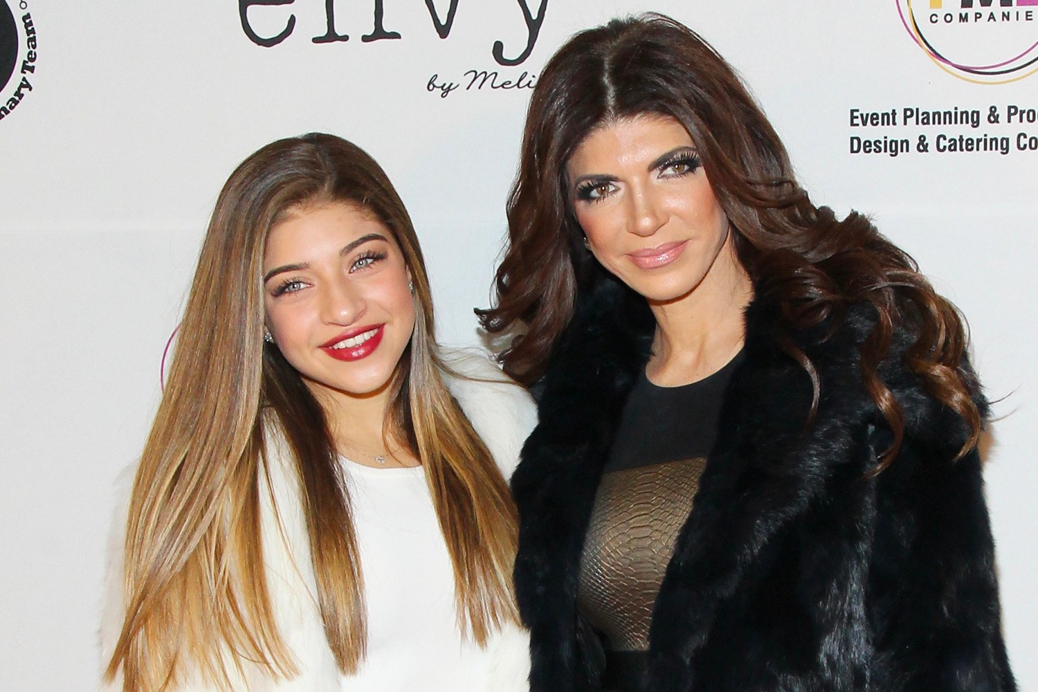 Teresa Giudice and daughter Gia pose at a red carpet event in 2016