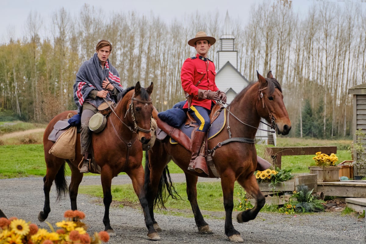 Jesse and Nathan on horses in When Calls the Heart