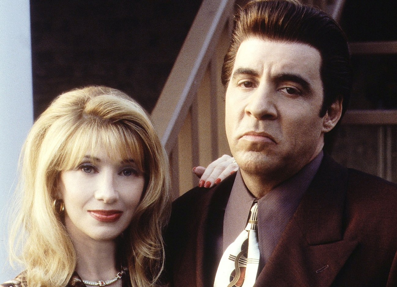 Maureen and Steven Van Zandt pose as Gabriella and Silvio Dante for a 'Sopranos' promo still