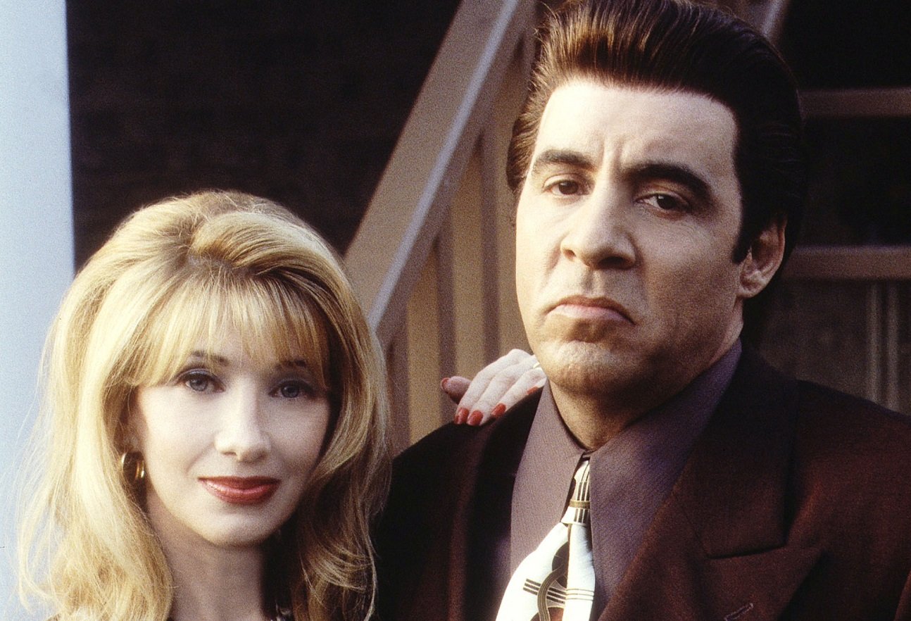 Maureen and Steven Van Zandt appear in costume as Gabriella and Silvio Dante in a 'Sopranos' promo.