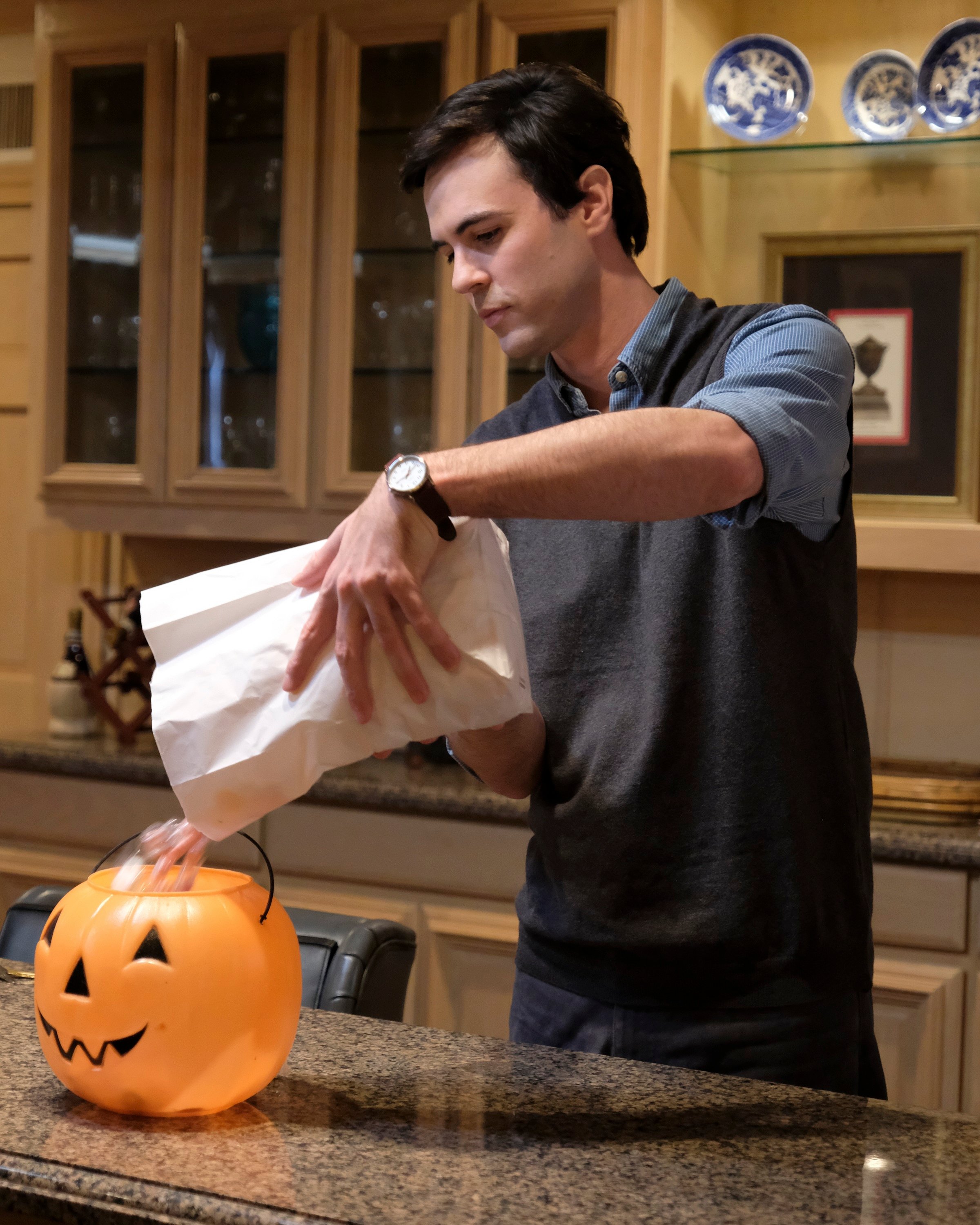 Cruel Summer Episode 9 recap Martin Harris pours candy into a pumpkin dish